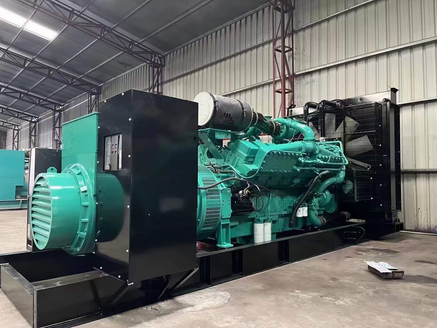 桥东如何降低 800kW 柴油发电机输出电流的波动？