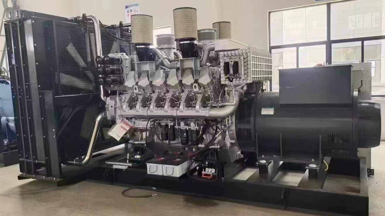 桥东800KW柴油发电机组可以带动多少kw的设备？